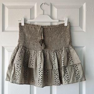 FREE SHIPPING- ZARA Green Ruffle Skirt Size:S - NEVER WORN